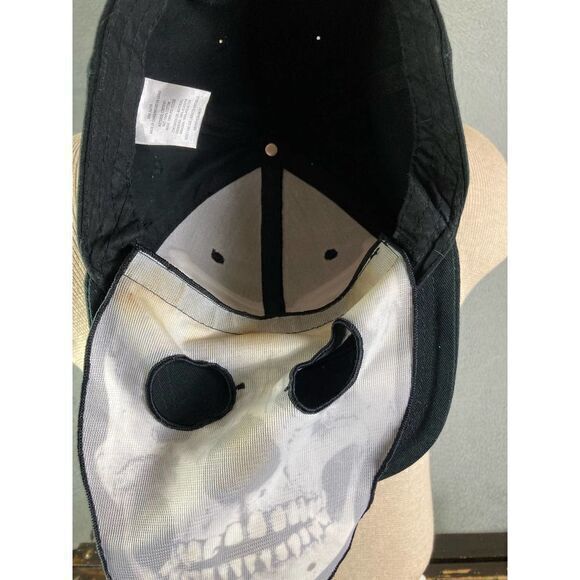 Men's Snapback Hat Gothic Punk Skull Mask Streetwear Cap in Black Stylish Casual - Picture 7 of 9